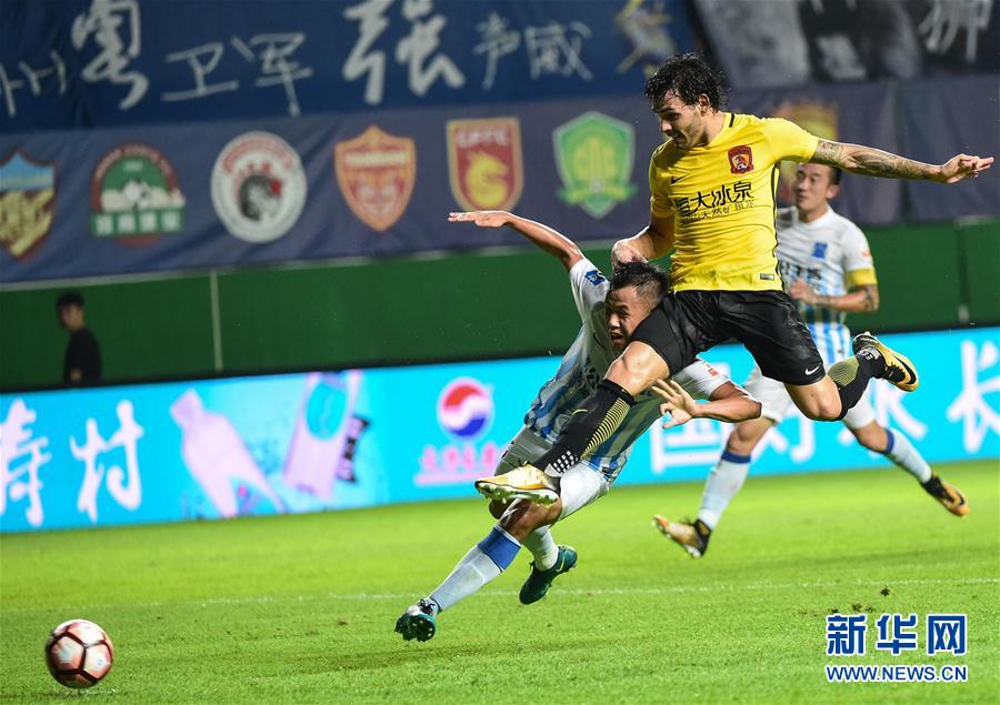 富力胜重庆：广州富力队胜重庆队，喜获胜利的简单介绍