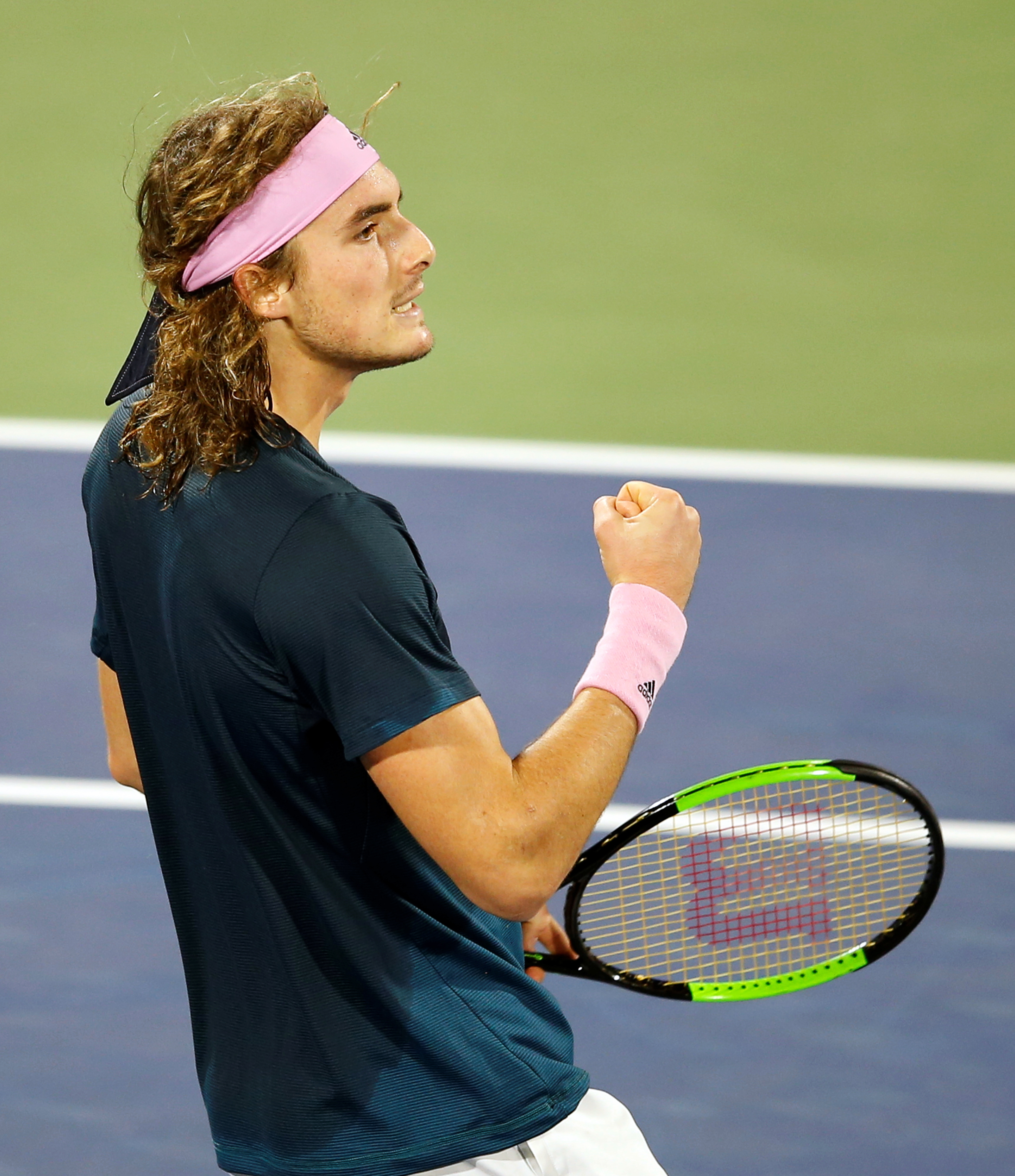 西班牙网球队血洗澳大利亚网球队，西西帕斯爆发神勇的简单介绍